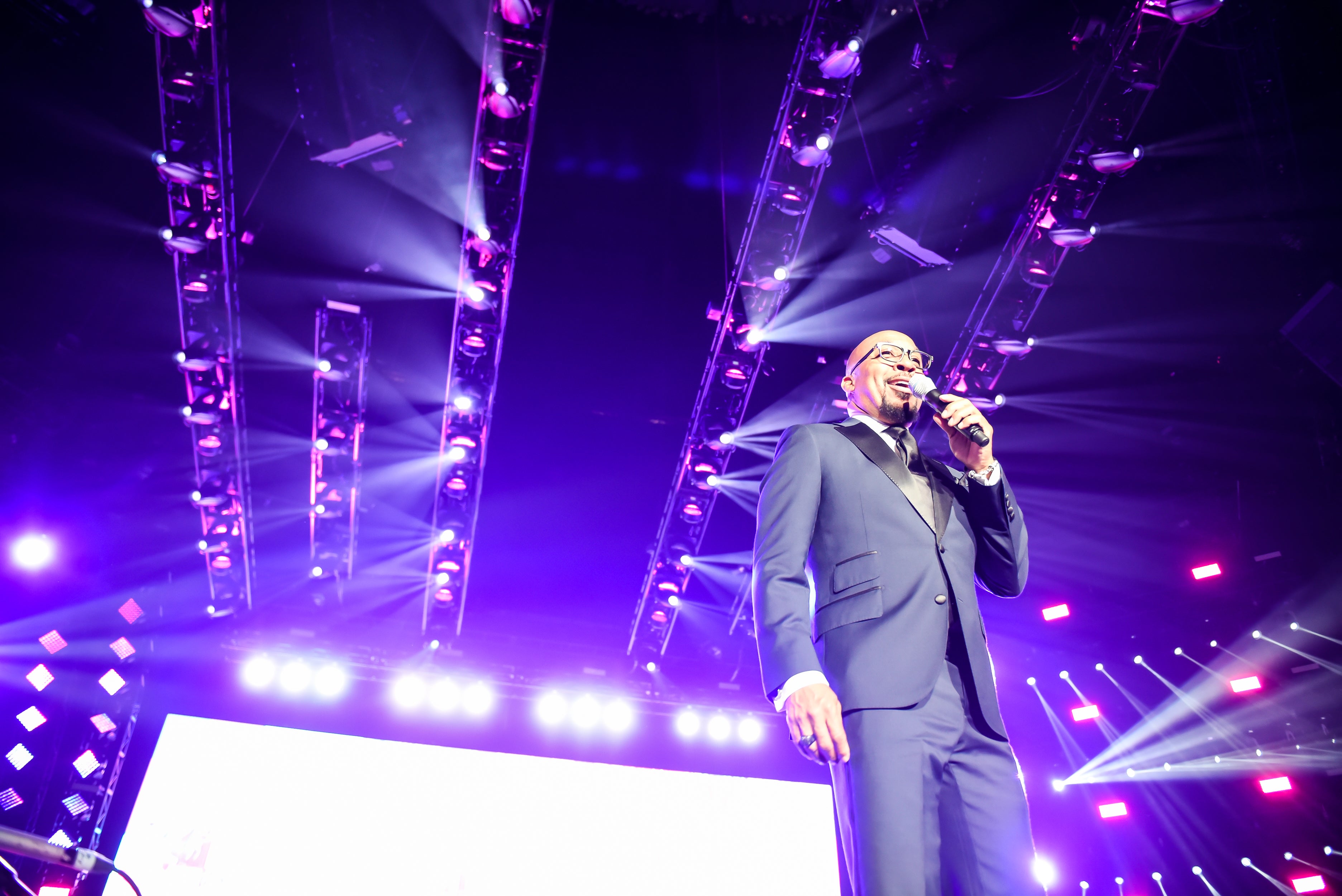 Live From the Superdome: The 2016 Essence Festival
